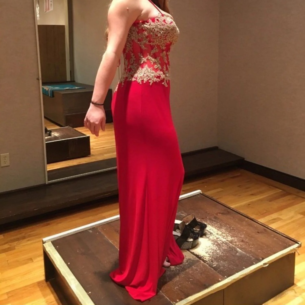 Prom Dress - Picture 2 of 8